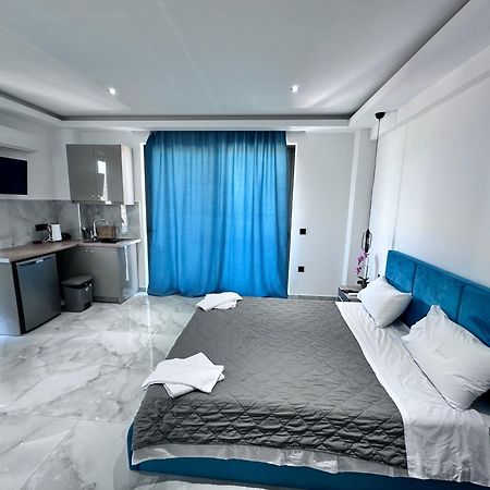 Central Studios Apartments Аліканас Екстер'єр фото