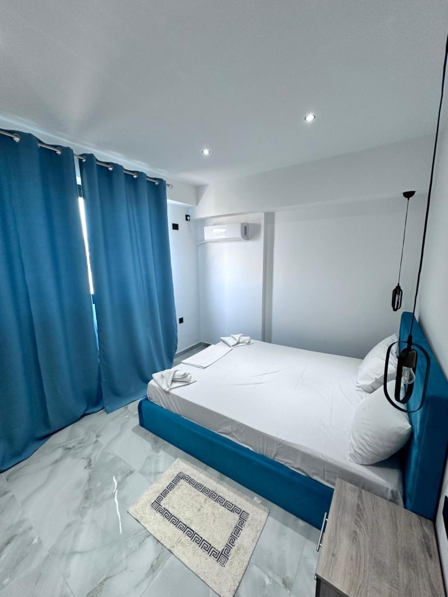 Central Studios Apartments Аліканас Екстер'єр фото