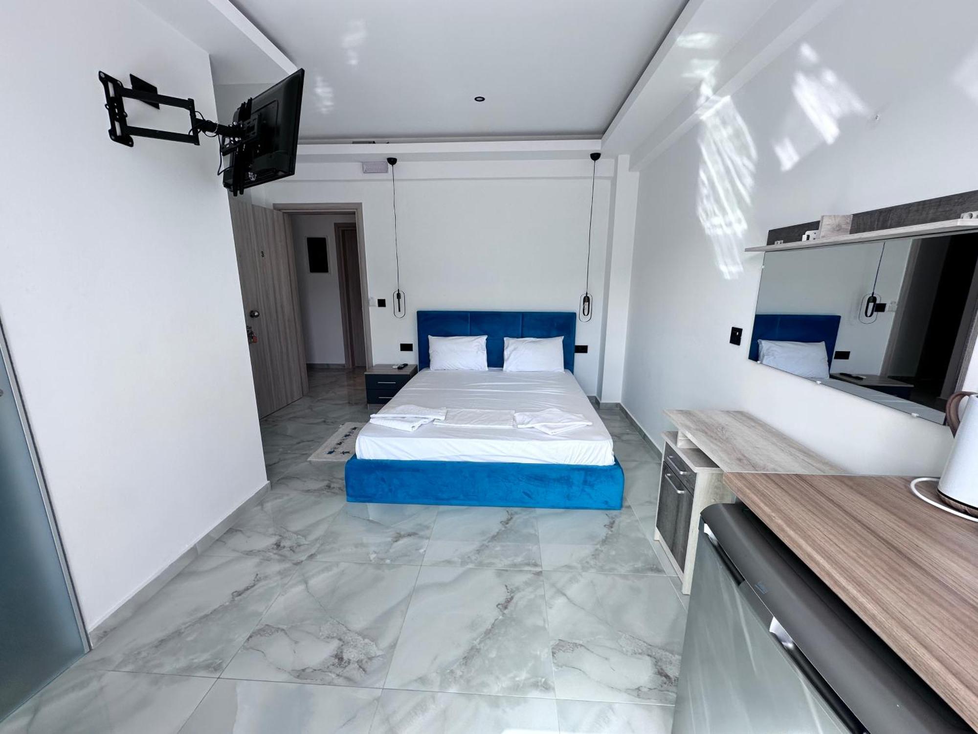 Central Studios Apartments Аліканас Екстер'єр фото