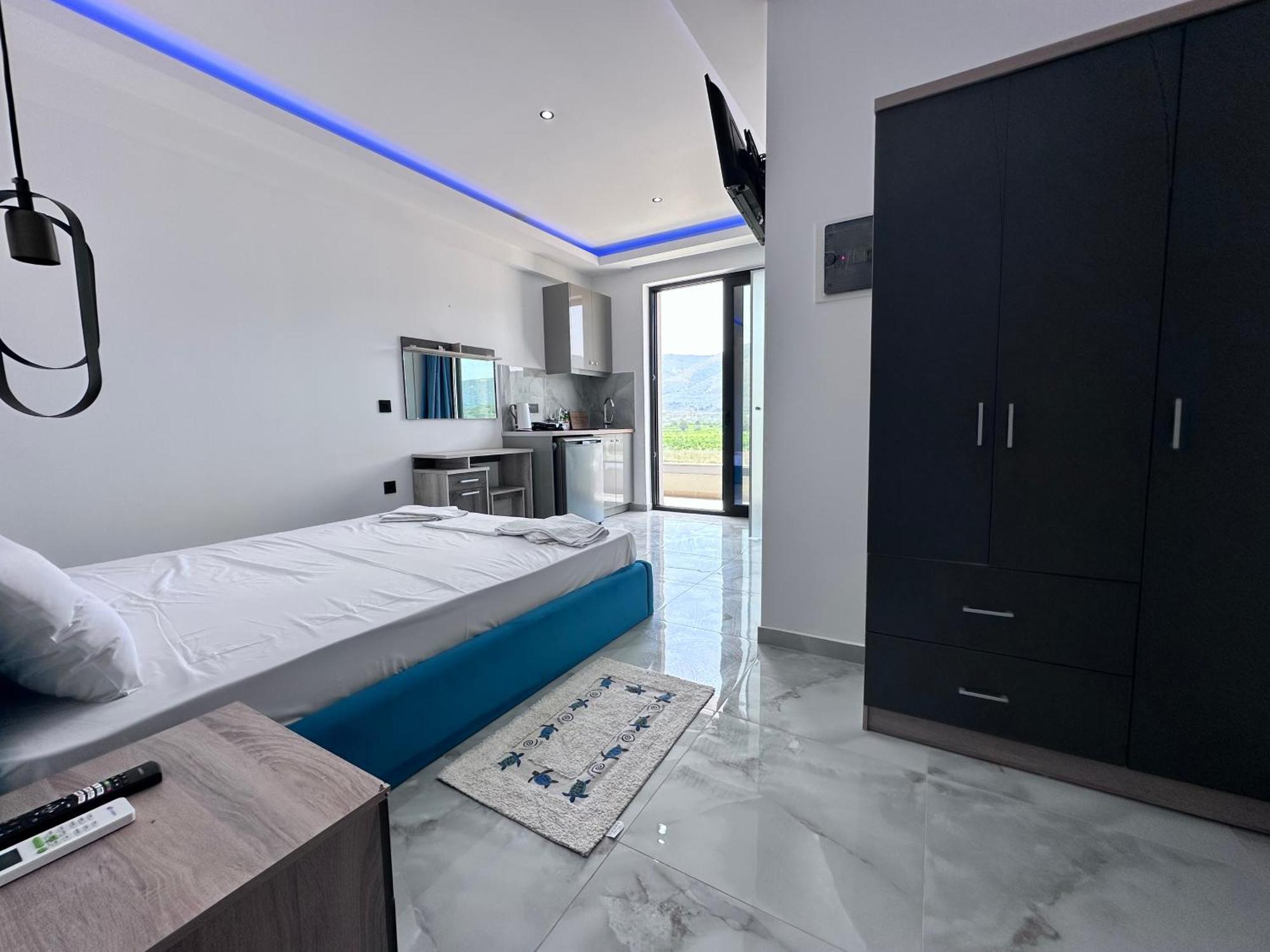 Central Studios Apartments Аліканас Екстер'єр фото