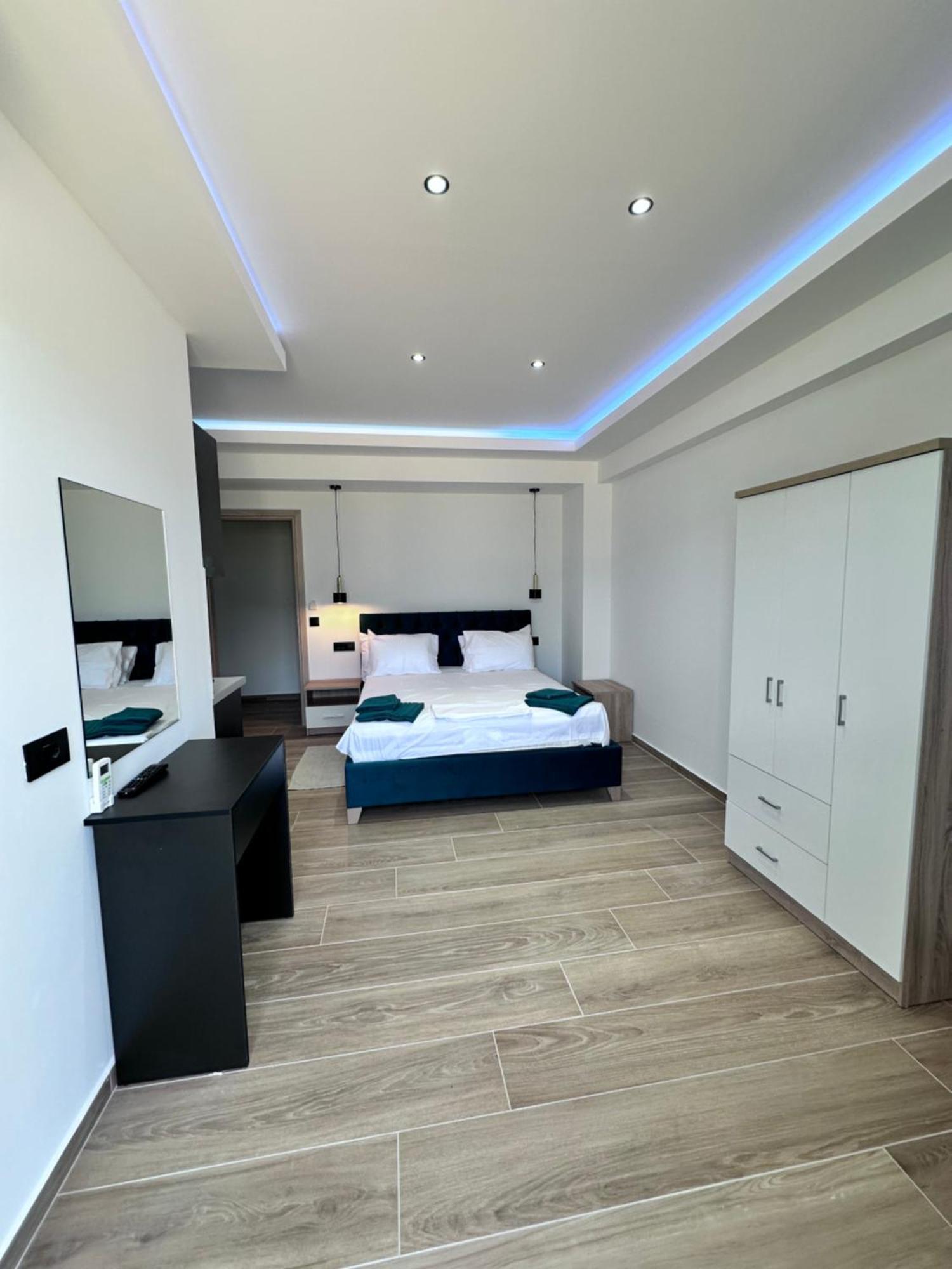 Central Studios Apartments Аліканас Екстер'єр фото